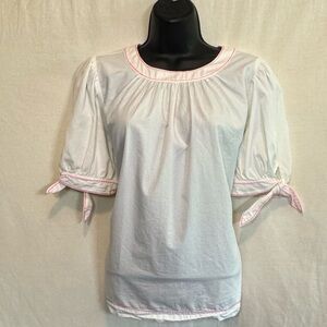 G-26 Crown & Ivy White & Pink Embroidered Short Sleeve Pullover Blouse Size M